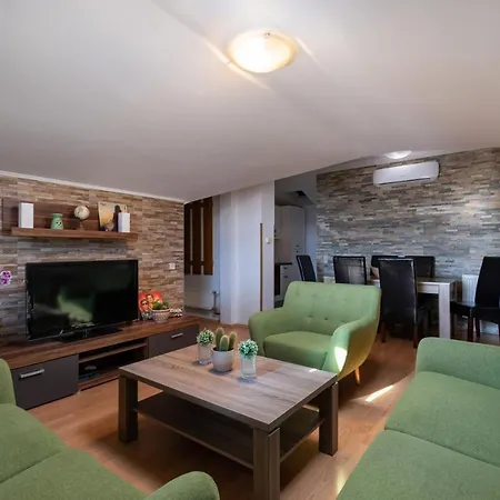 Apartman Apartman Zappa